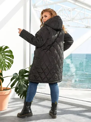 Легкая куртка женская большая